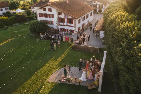Un cadre idyllique pour votre mariage avec hébergement sur place